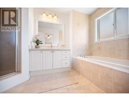 195 Richard Underhill Avenue, Whitchurch Stouffville, ON L4A0Z4 Photo 23