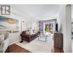 195 Richard Underhill Avenue, Whitchurch Stouffville, ON L4A0Z4 Photo 9