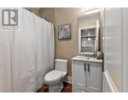 243 Rumble Avenue, Richmond Hill, ON L4C4G5 Photo 24