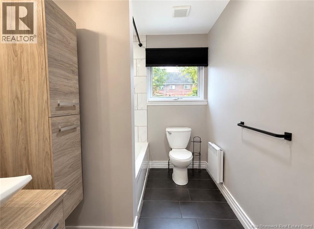 375 St Anne - 16