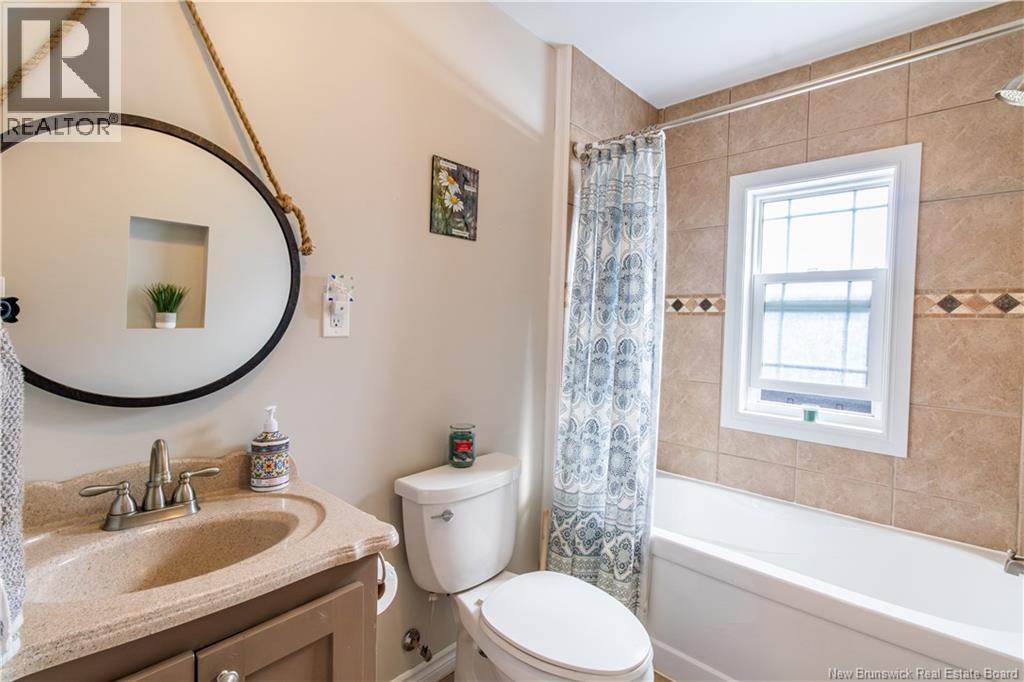 27 Stewart Avenue - 26