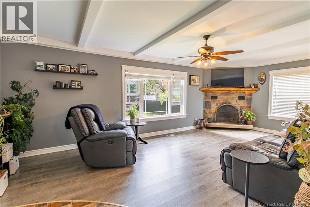 27 Stewart Avenue - 35