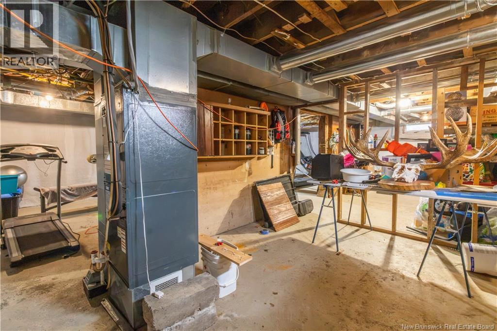 27 Stewart Avenue - 44