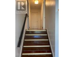 3412 Ellengale Drive, Mississauga, ON L5C1Z4 Photo 10