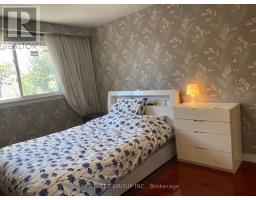 3412 Ellengale Drive, Mississauga, ON L5C1Z4 Photo 11