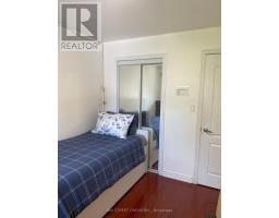3412 Ellengale Drive, Mississauga, ON L5C1Z4 Photo 12