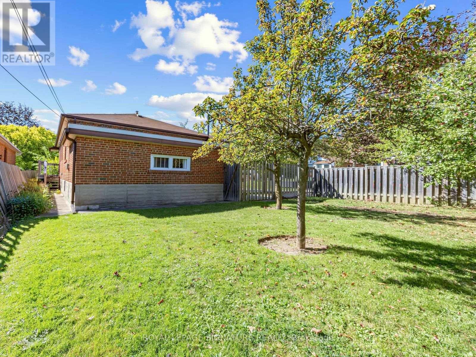 47 BEACON ROAD - 33