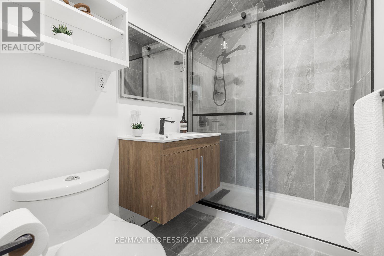 27 BRAWLEY AVENUE - Image 17