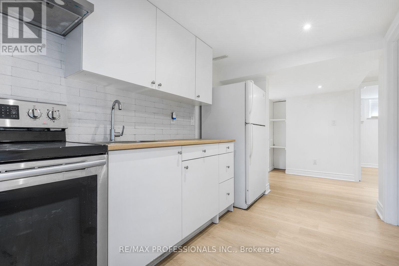 27 BRAWLEY AVENUE - Image 21