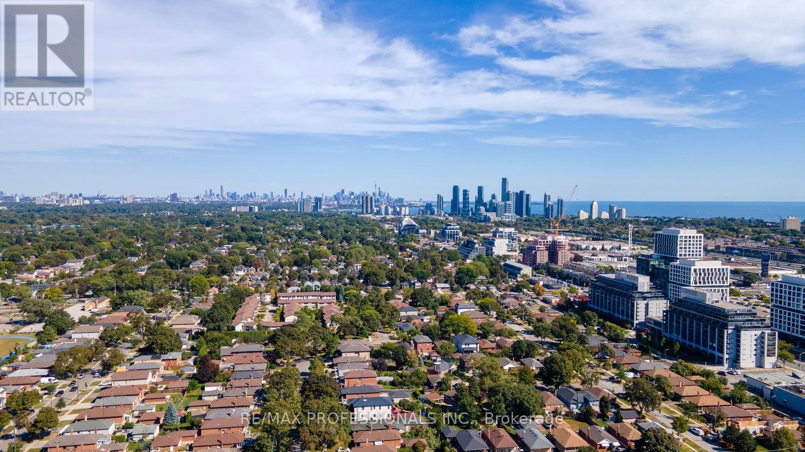 27 BRAWLEY AVENUE - 41