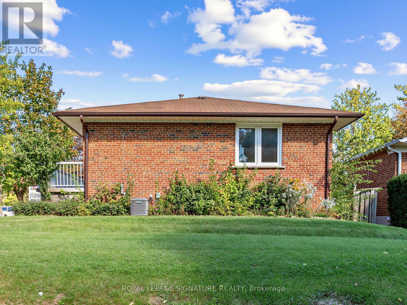 47 BEACON ROAD - 36