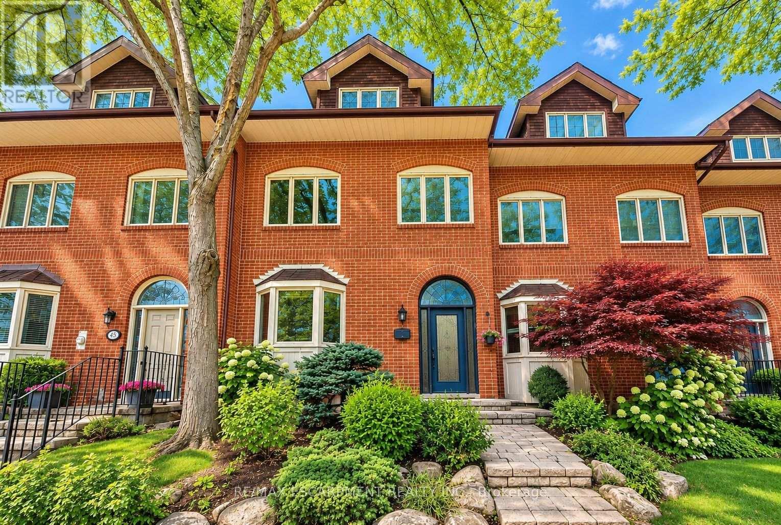 45 TRADEWIND DRIVE - 2