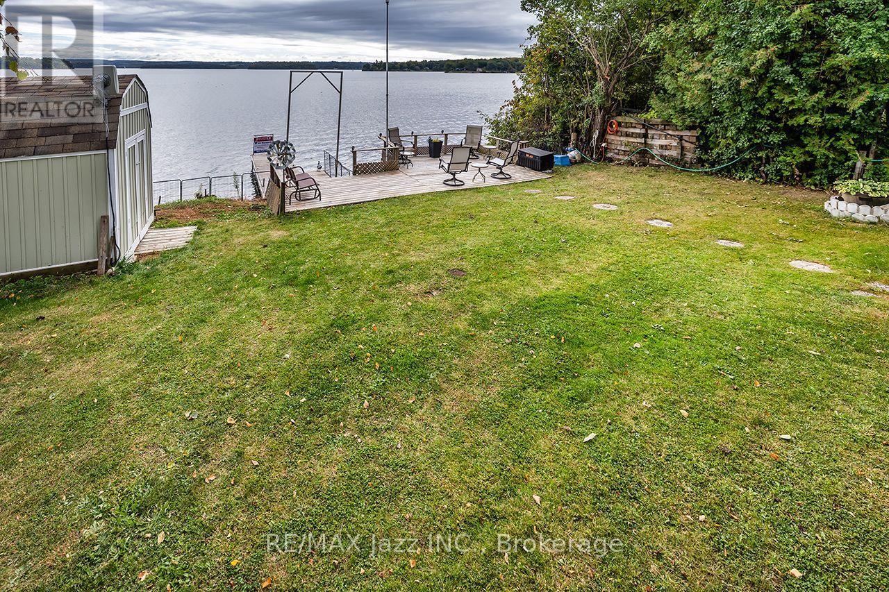 923 SILVER LEAF DRIVE - 44