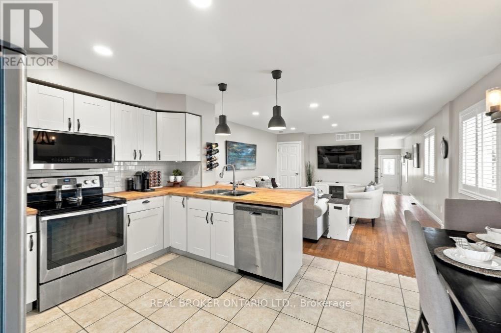 29 SLATER COURT - 11
