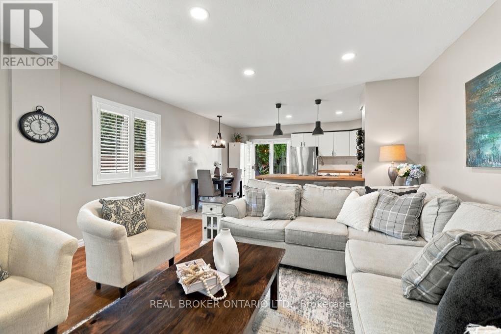 29 SLATER COURT - 8