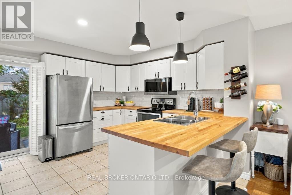 29 SLATER COURT - 9