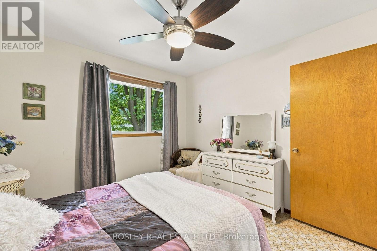 229 DRURY LANE - Image 19
