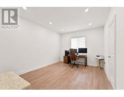 19 Kenesky Drive, Hamilton, ON L8B1Y2 Photo 32