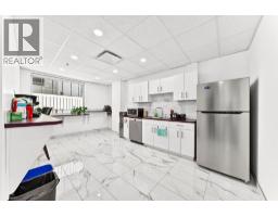 910, 634 6 Avenue Sw, Calgary, AB T2P2Y5 Photo 6