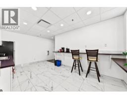 910, 634 6 Avenue Sw, Calgary, AB T2P2Y5 Photo 8