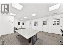 910, 634 6 Avenue Sw, Calgary, AB T2P2Y5 Photo 9