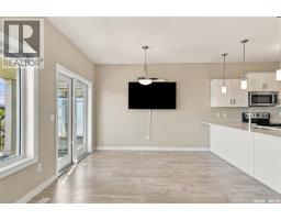 Primary Bedroom - 814 Kensington Boulevard, Saskatoon, SK S7L6C6 Photo 6