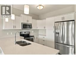 4pc Bathroom - 814 Kensington Boulevard, Saskatoon, SK S7L6C6 Photo 9