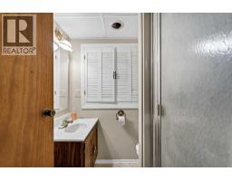 469 19 Street Ne, Medicine Hat, AB T1C1G2 Photo 31