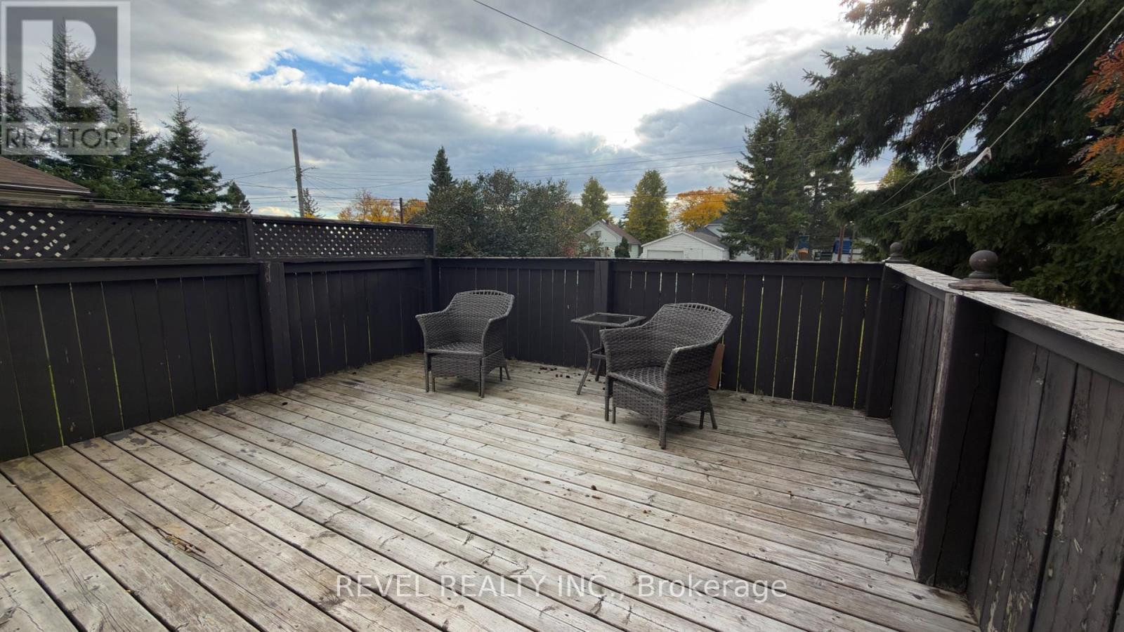 114 CIRCLE PLACE - 22