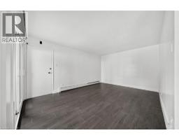 157 Ahrens Street W Unit# 4, Kitchener, ON N2H4C8 Photo 10