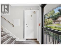 157 Ahrens Street W Unit# 4, Kitchener, ON N2H4C8 Photo 6