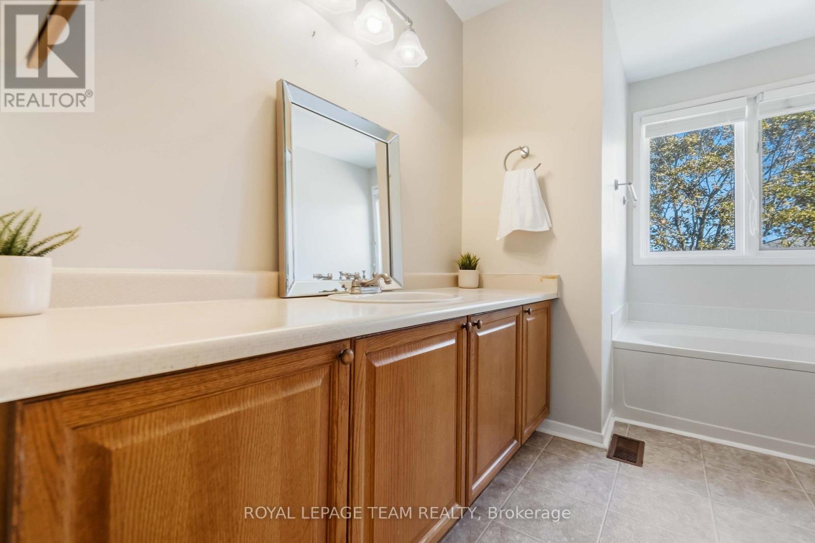 1078 KARSH DRIVE - Image 27
