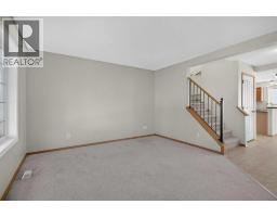 Bedroom - 184 Everridge Way Sw, Calgary, AB T2Y4S9 Photo 6