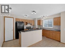 184 Everridge Way Sw, Calgary, AB T2Y4S9 Photo 16