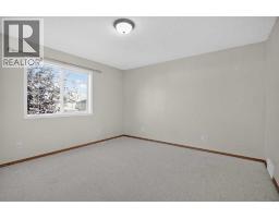 184 Everridge Way Sw, Calgary, AB T2Y4S9 Photo 25