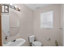 184 Everridge Way Sw, Calgary, AB T2Y4S9 Photo 24