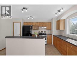 184 Everridge Way Sw, Calgary, AB T2Y4S9 Photo 14