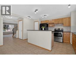 184 Everridge Way Sw, Calgary, AB T2Y4S9 Photo 17