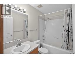 184 Everridge Way Sw, Calgary, AB T2Y4S9 Photo 34