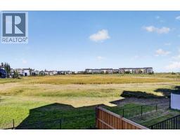 22 Copperhead Bay Se, Calgary, AB T2Z5H2 Photo 18