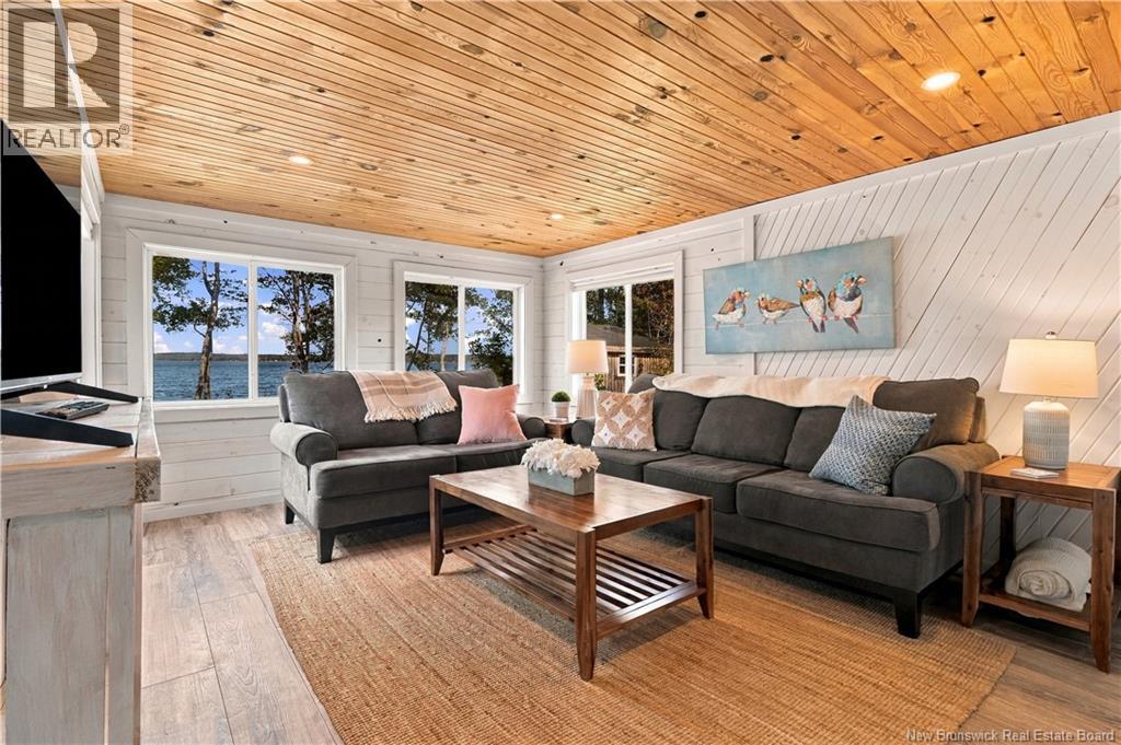 87 Hazen Lane - Image 24
