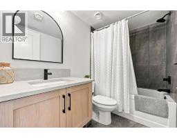 1460 Bayview Point Sw, Airdrie, AB T4B5K2 Photo 34