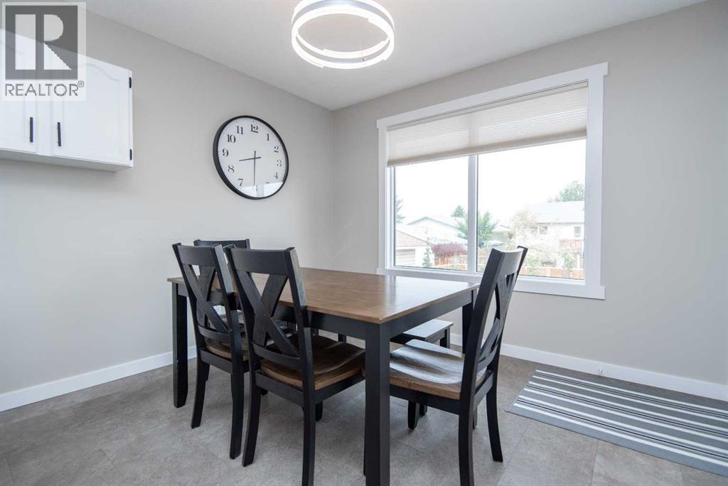 Listing photo – 118 Eversole Crescent, Red Deer