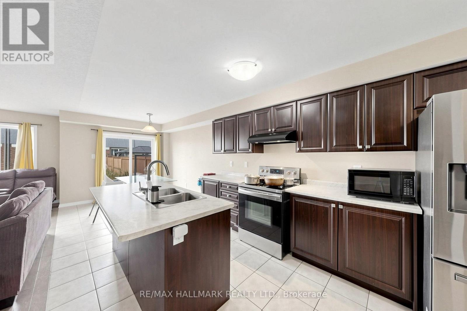 72 MUNRO CIRCLE - Image 10