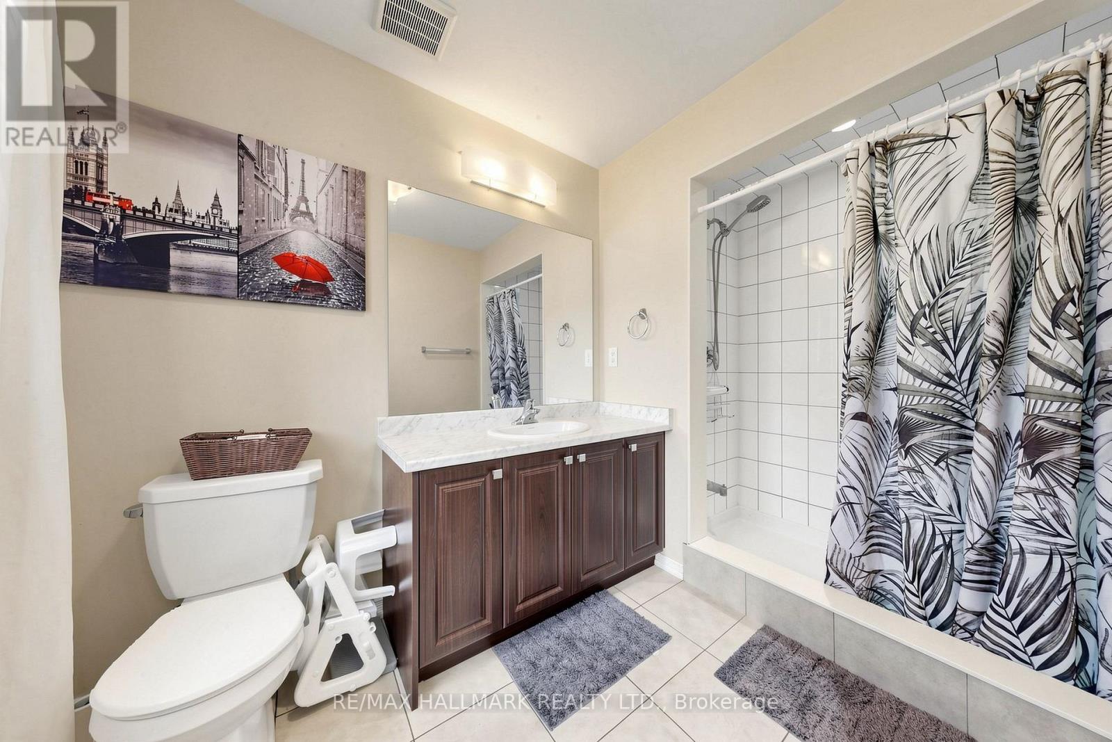 72 MUNRO CIRCLE - 20