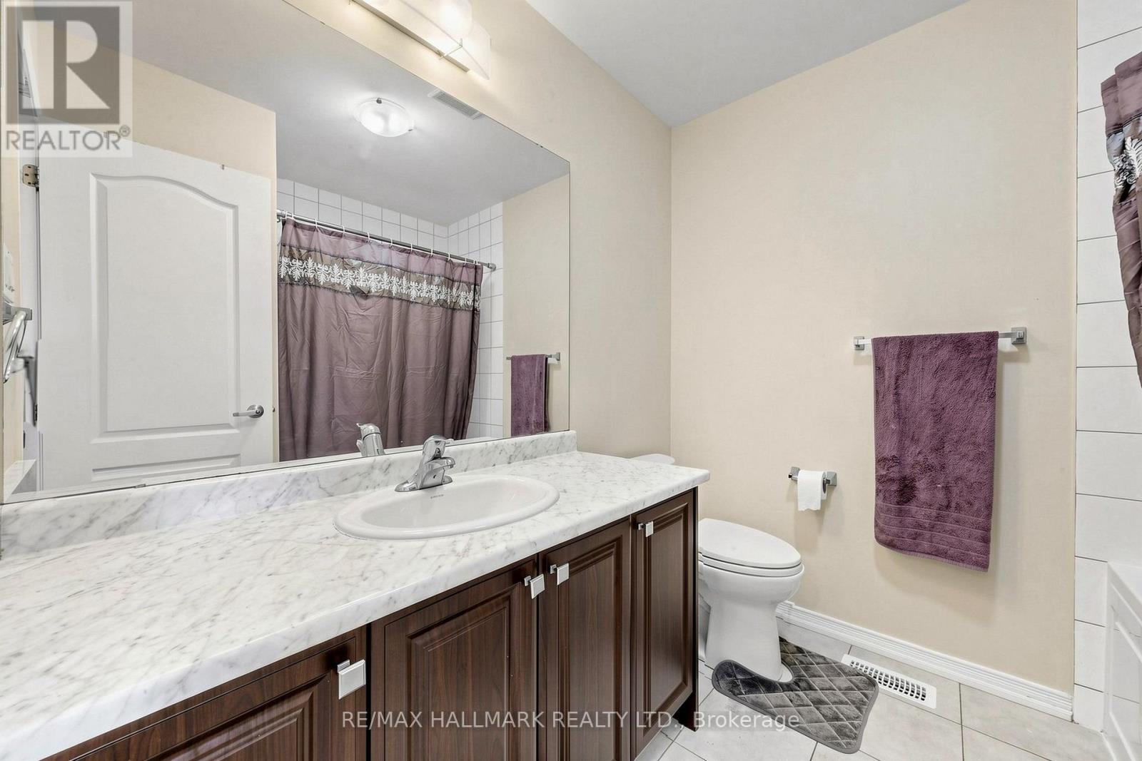 72 MUNRO CIRCLE - 24