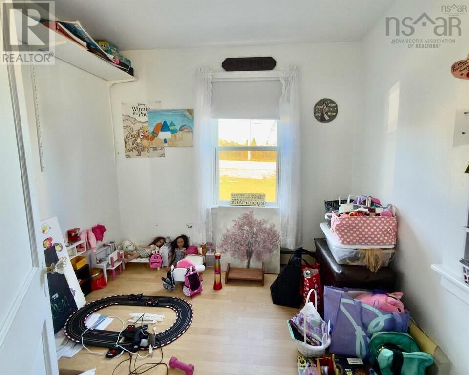 2099 Comeaus Hill Road - Image 15