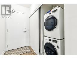 1402 - 195 Redpath Avenue, Toronto, ON M4P0E4 Photo 12