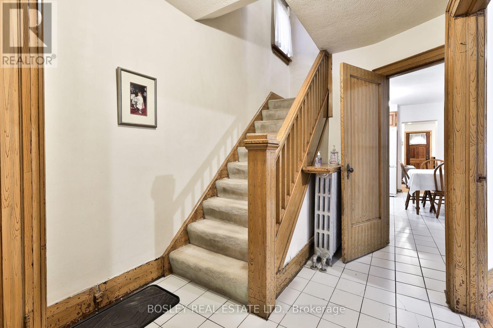 528 SOUDAN AVENUE - 23