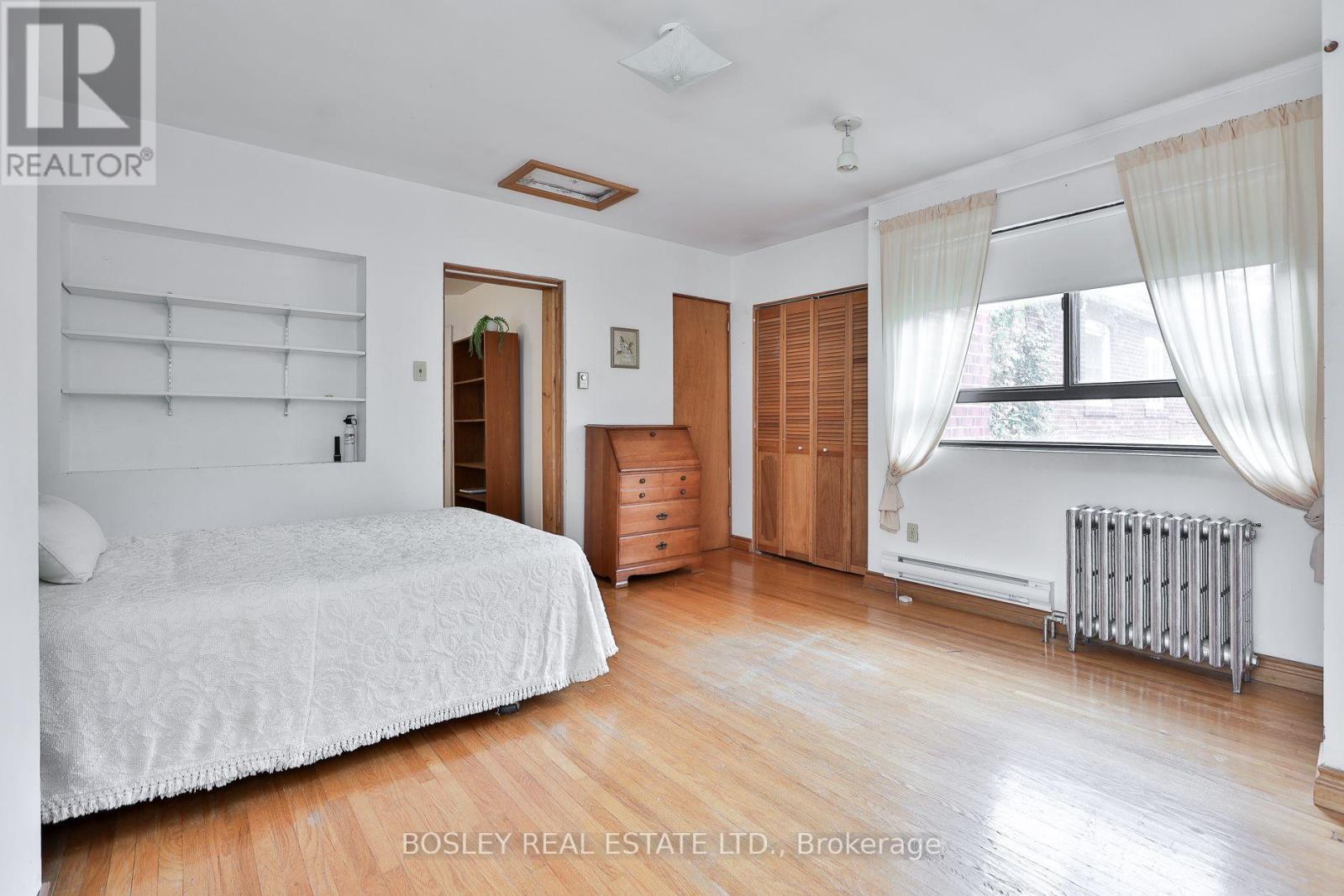 528 SOUDAN AVENUE - 25
